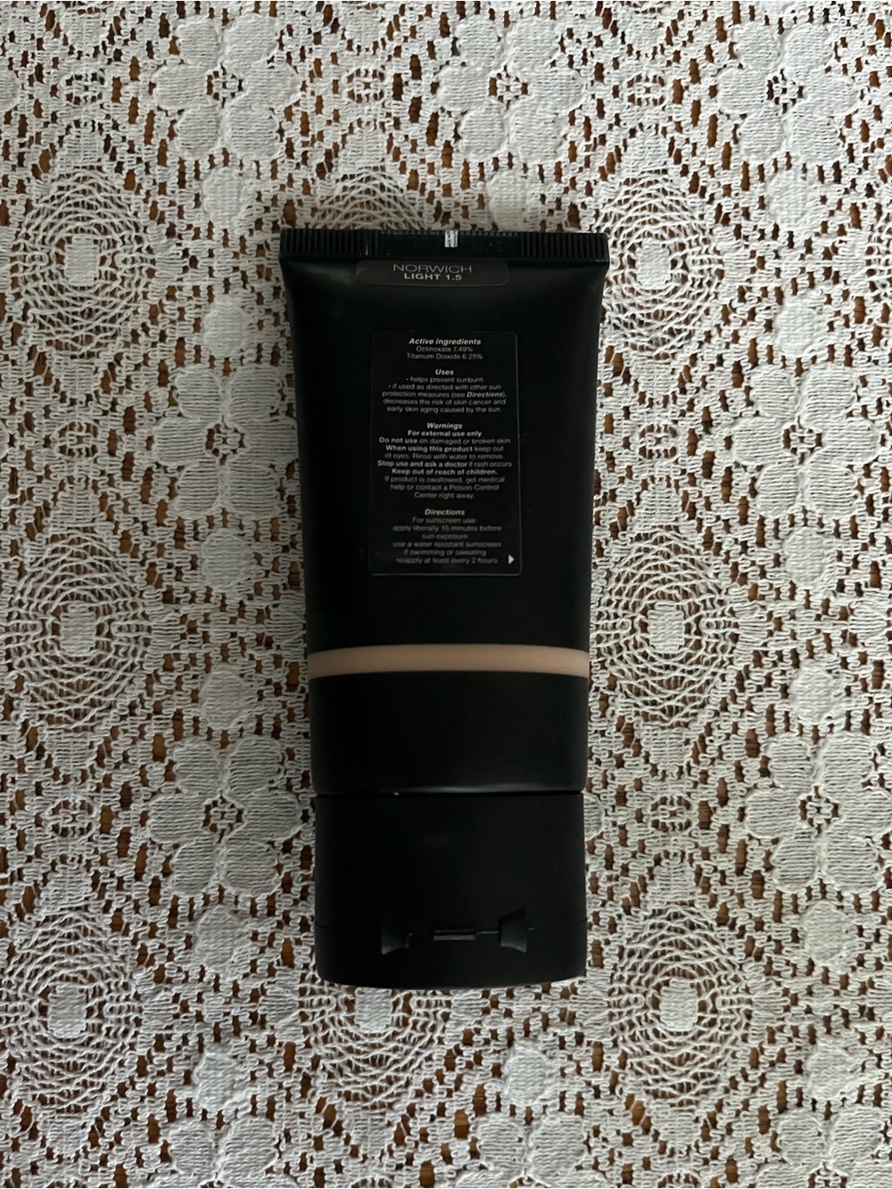 NARS Pure Radiant Tinted Moisturizer, Norwich, Light 1.5 - Picture 7 of 8